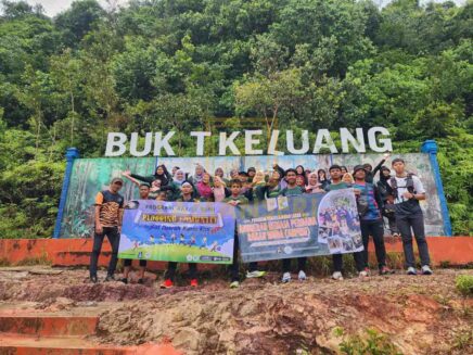 hiking (1)